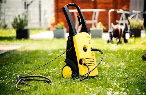 Best Gutter Cleaning  in San Leandro, CA